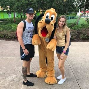 Meet your Posher, Victor